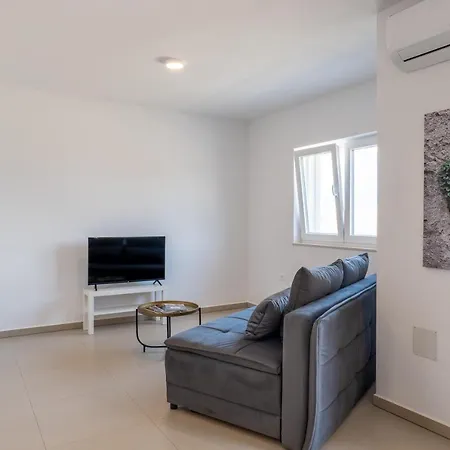 Casa Adelita Pag דירה